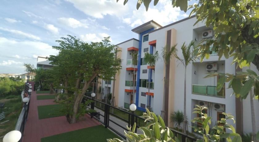 Por-Ho Boutique Hotel Nakhon Ratchasima Luaran gambar