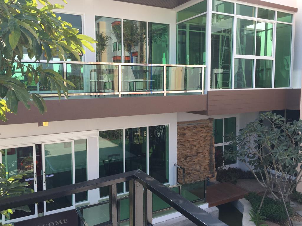 Por-Ho Boutique Hotel Nakhon Ratchasima Luaran gambar